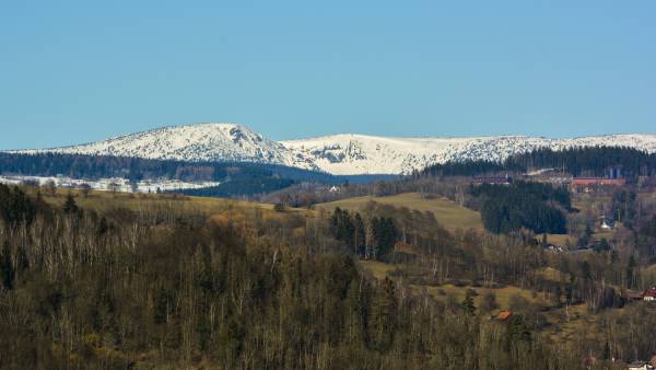 Provozovatel skiareálu ve Špindlerově Mlýně zšestinásobil zisk